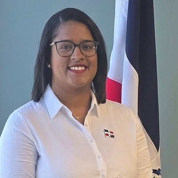 Chantal Pérez - Auxiliar Consular